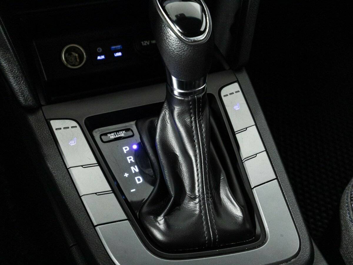 Hyundai Elantra, 2016 - Фото №16