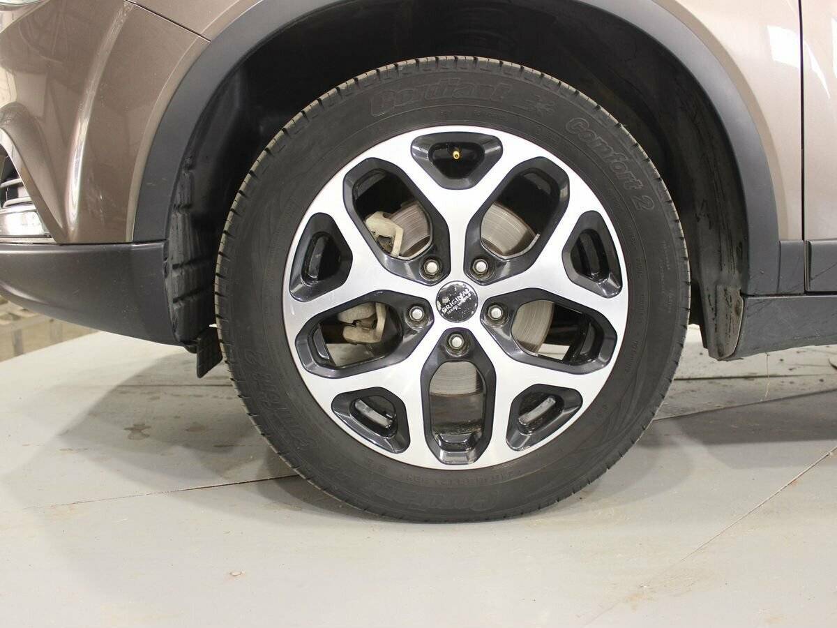 FAW Besturn X40, 2019 - Фото №9