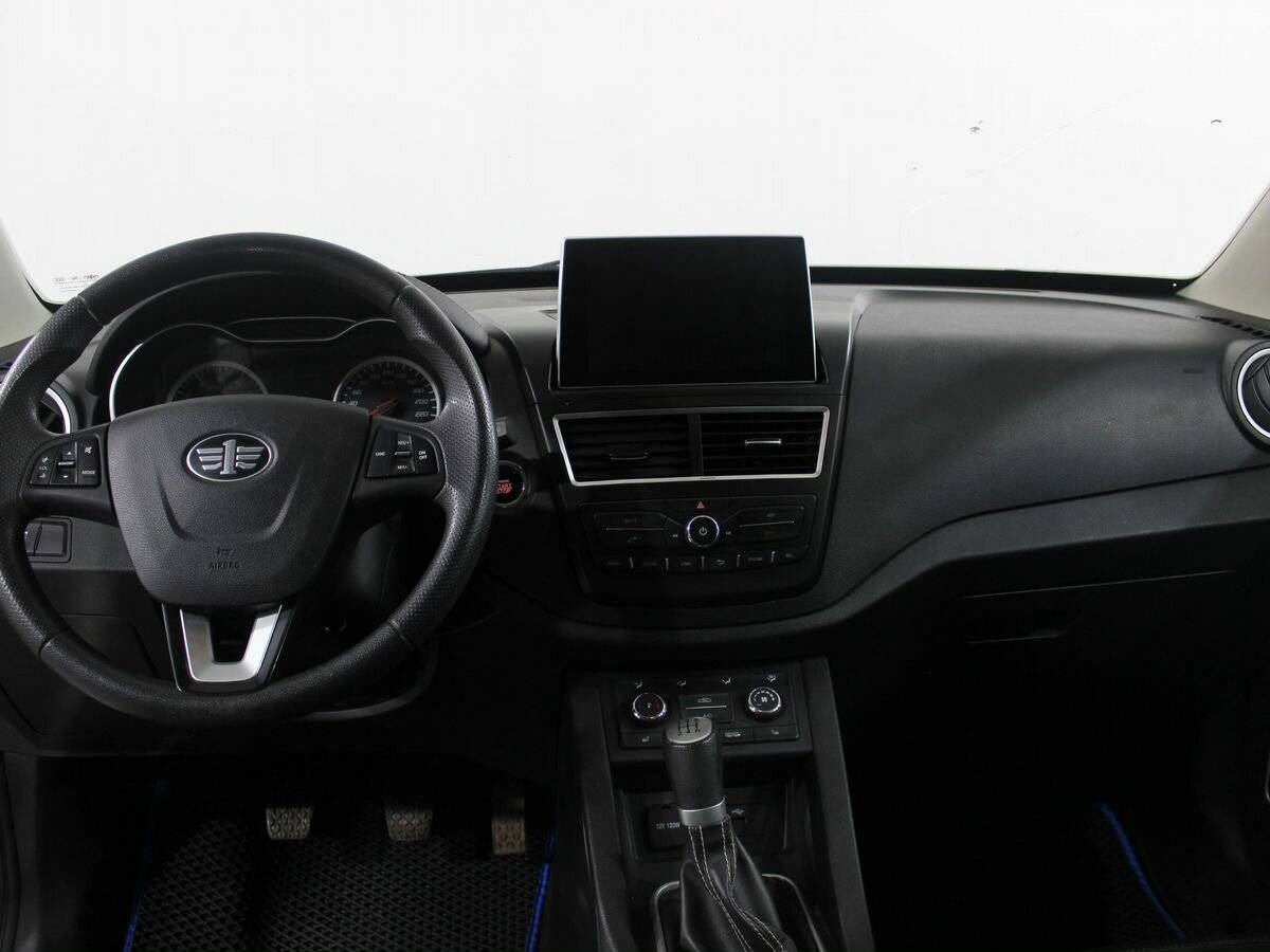 FAW Besturn X40, 2019 - Фото №10