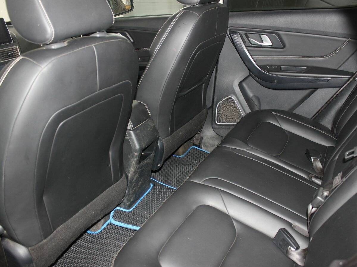 FAW Besturn X40, 2019 - Фото №13