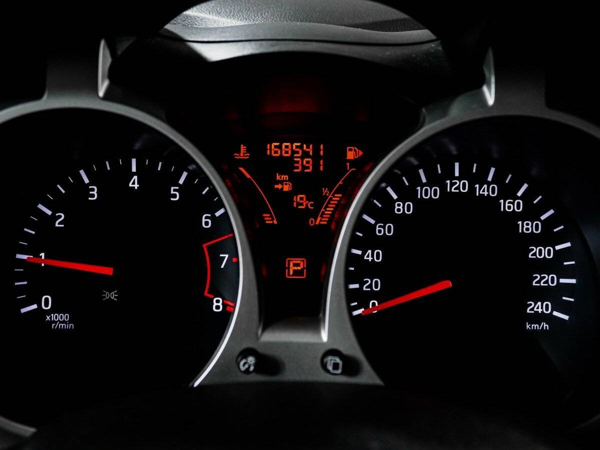 Nissan Juke, 2012 - Фото №10