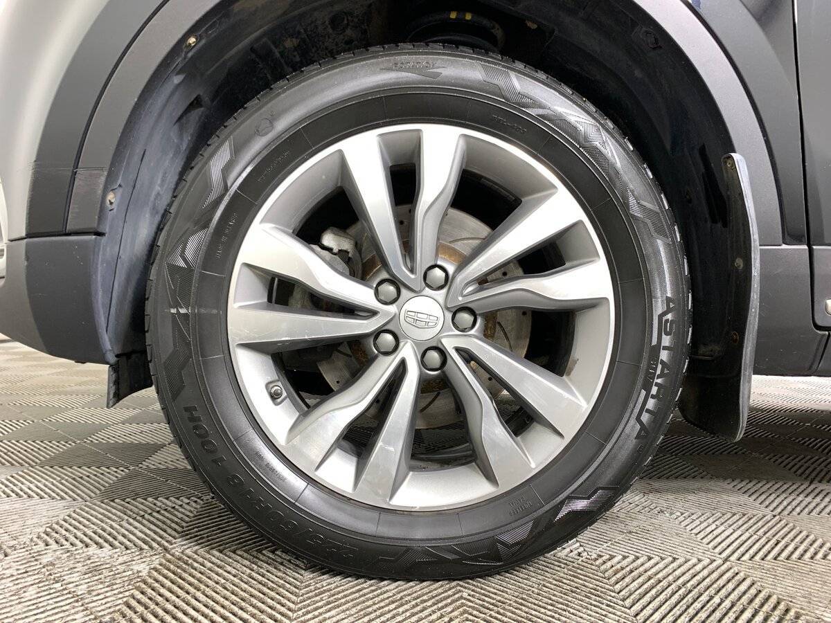 Geely Atlas, 2019 - Фото №8