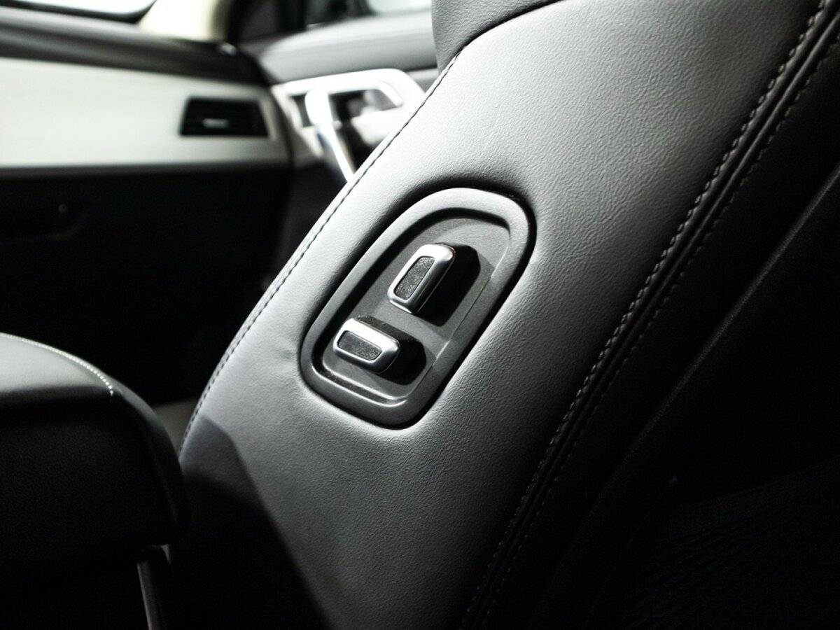 Geely Atlas, 2020 - Фото №15