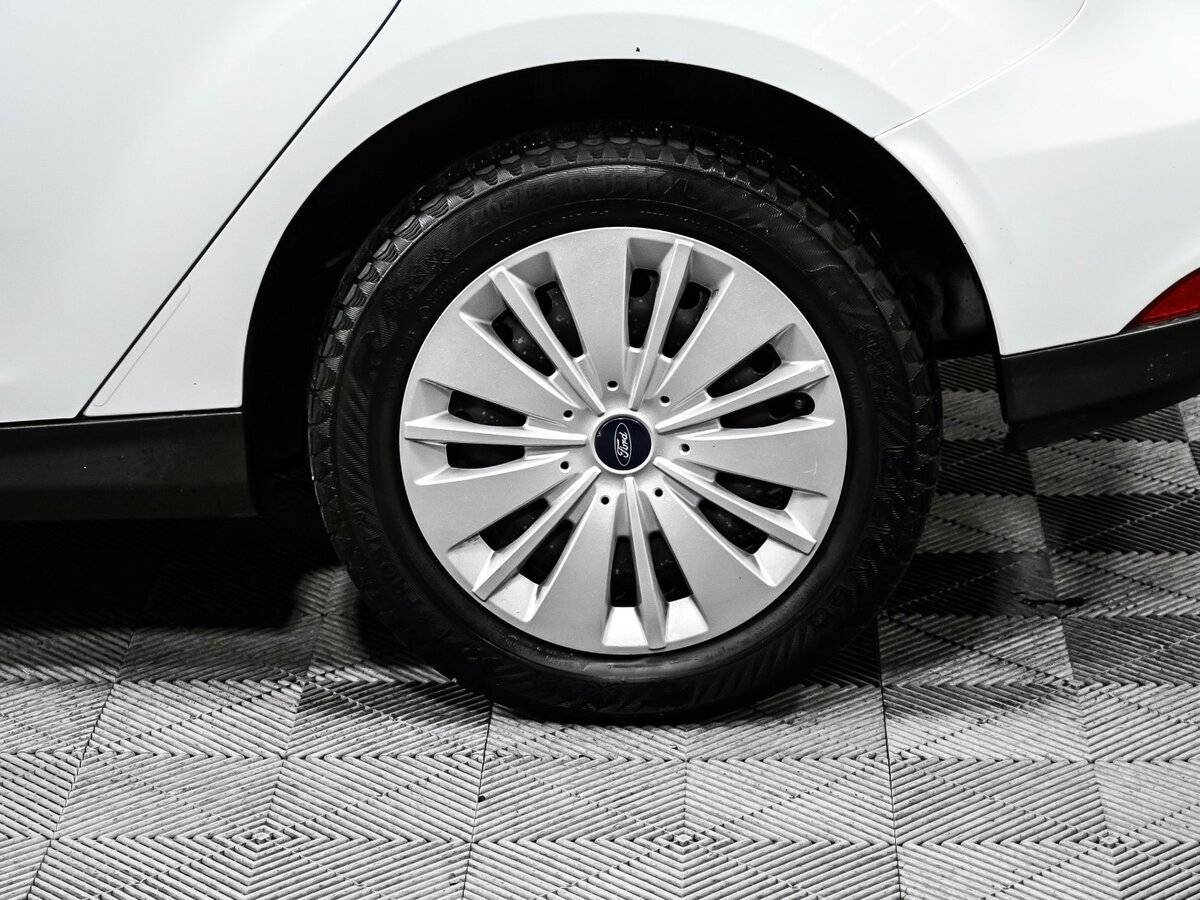 Ford Focus, 2018 - Фото №13