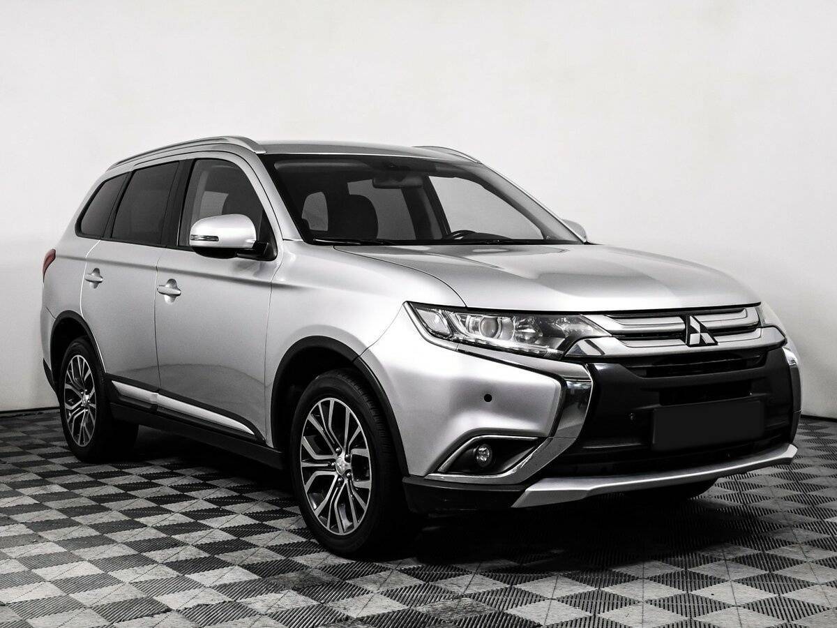 Mitsubishi Outlander, 2015 - Фото №2