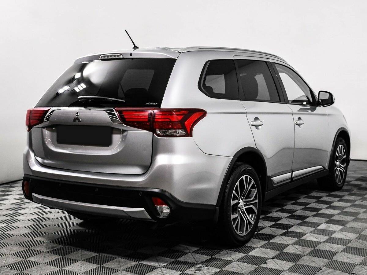 Mitsubishi Outlander, 2015 - Фото №4