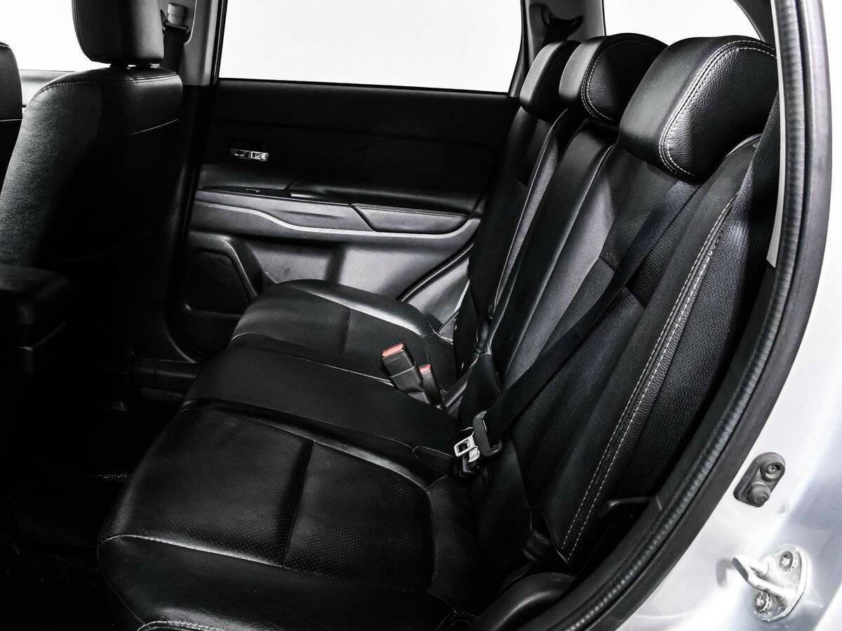 Mitsubishi Outlander, 2015 - Фото №12