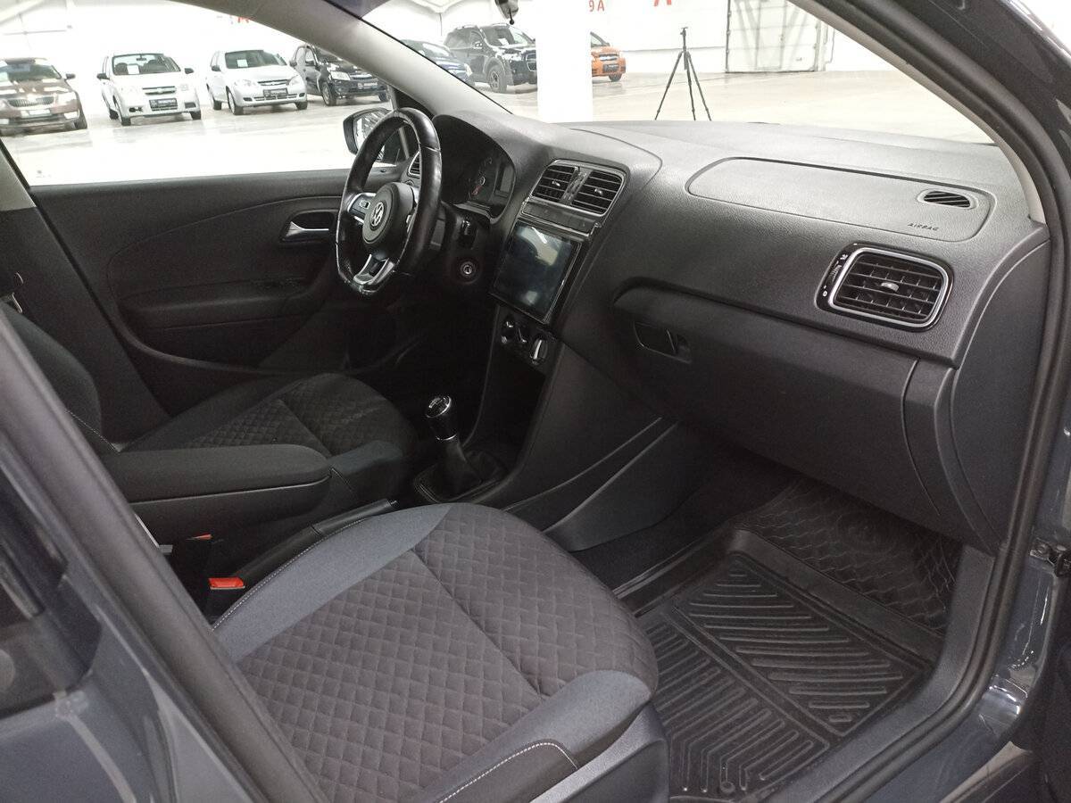 Volkswagen Polo, 2018 - Фото №10