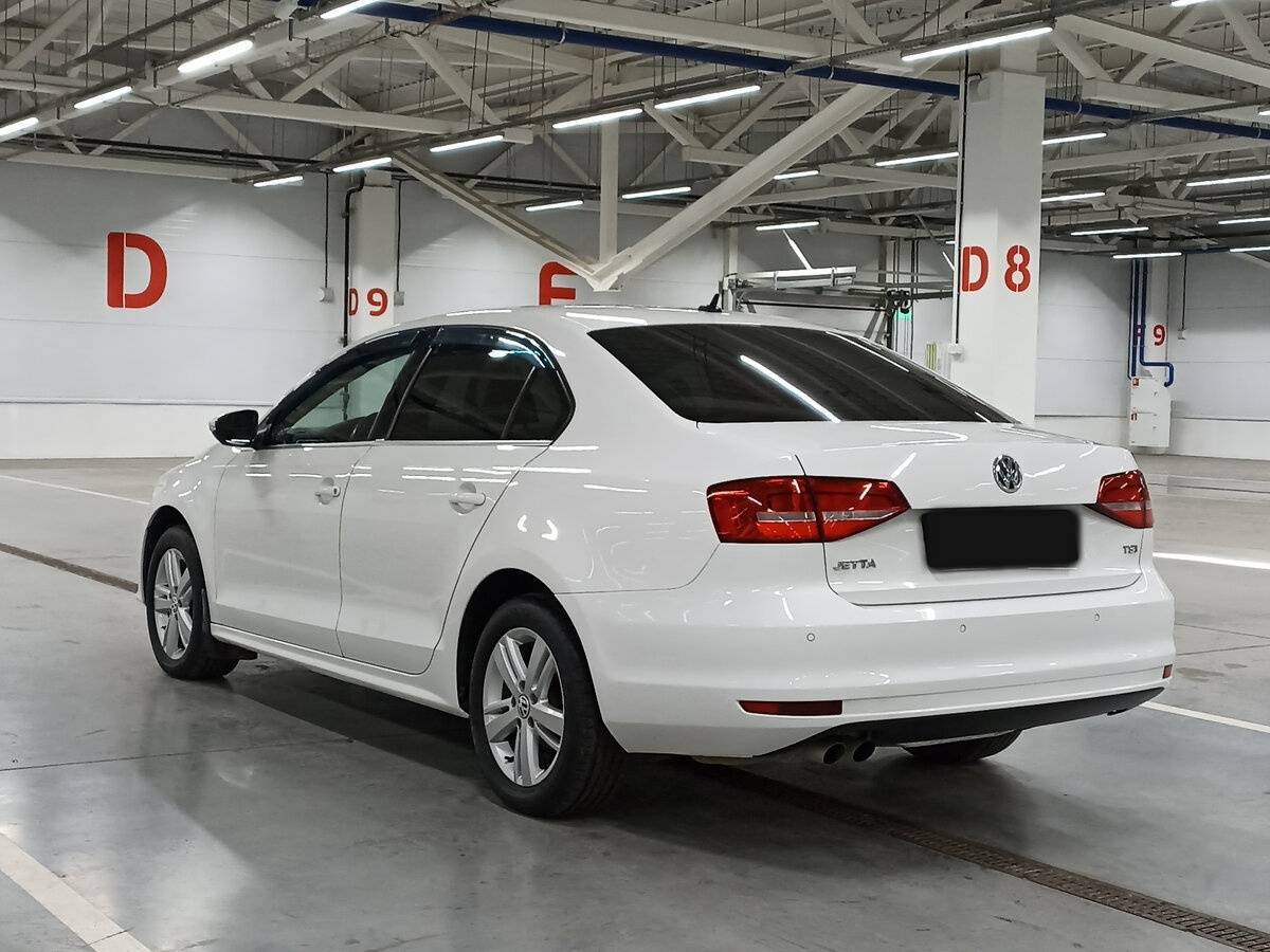Volkswagen Jetta, 2015 - Фото №6