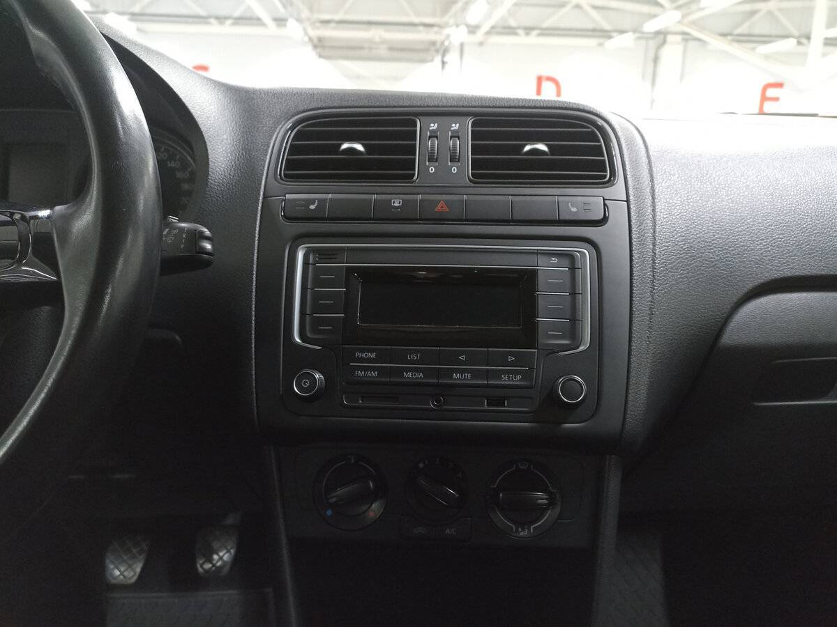 Volkswagen Polo, 2018 - Фото №14