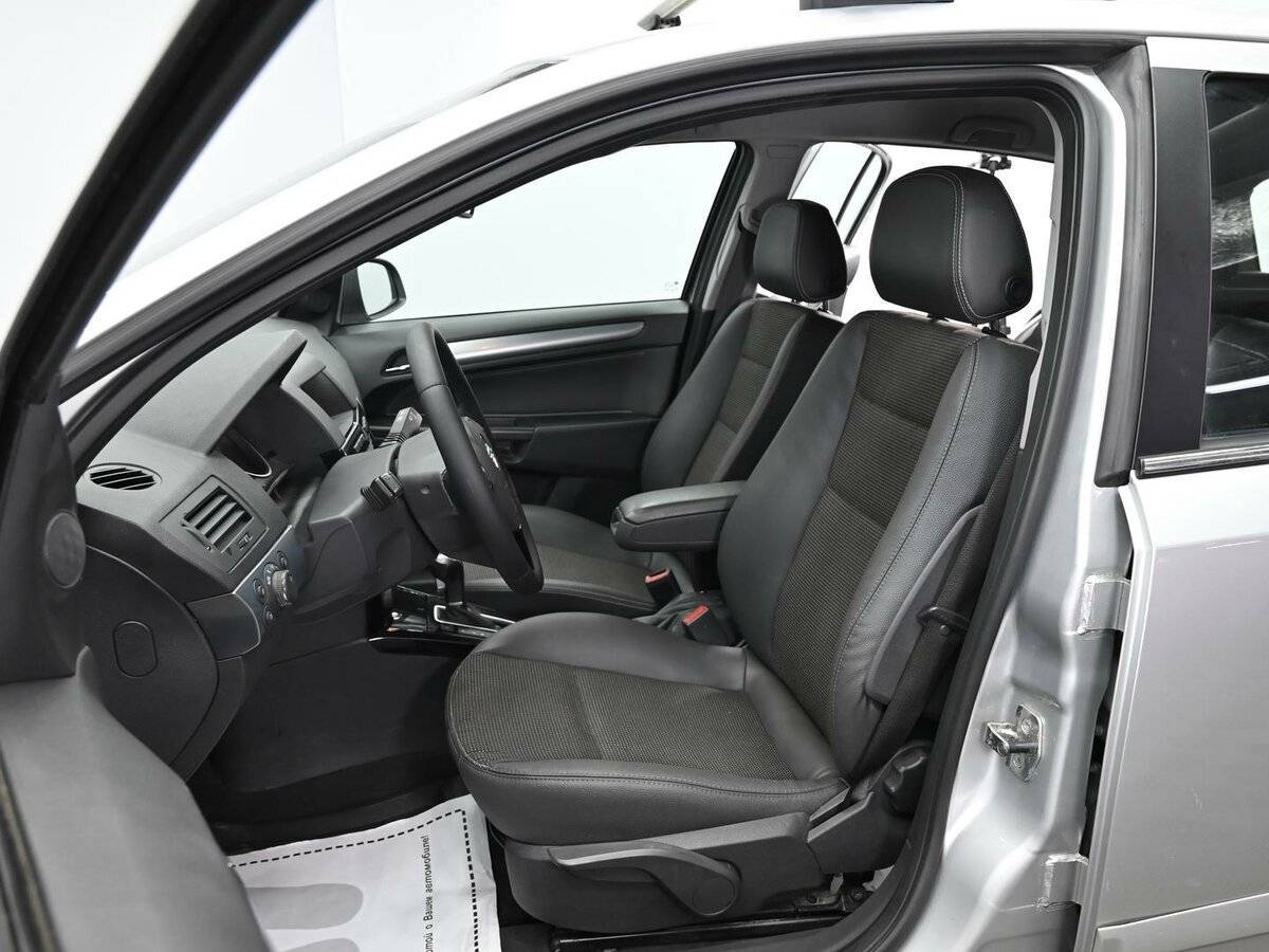 Opel Astra, 2012 - Фото №4