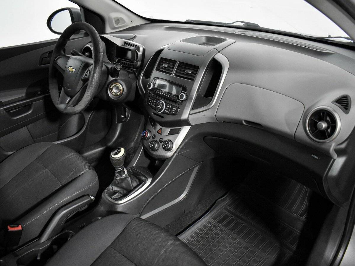 Chevrolet Aveo, 2012 - Фото №13
