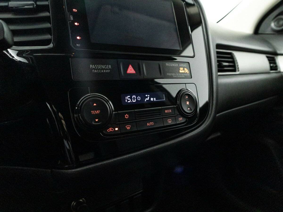 Mitsubishi Outlander, 2017 - Фото №15