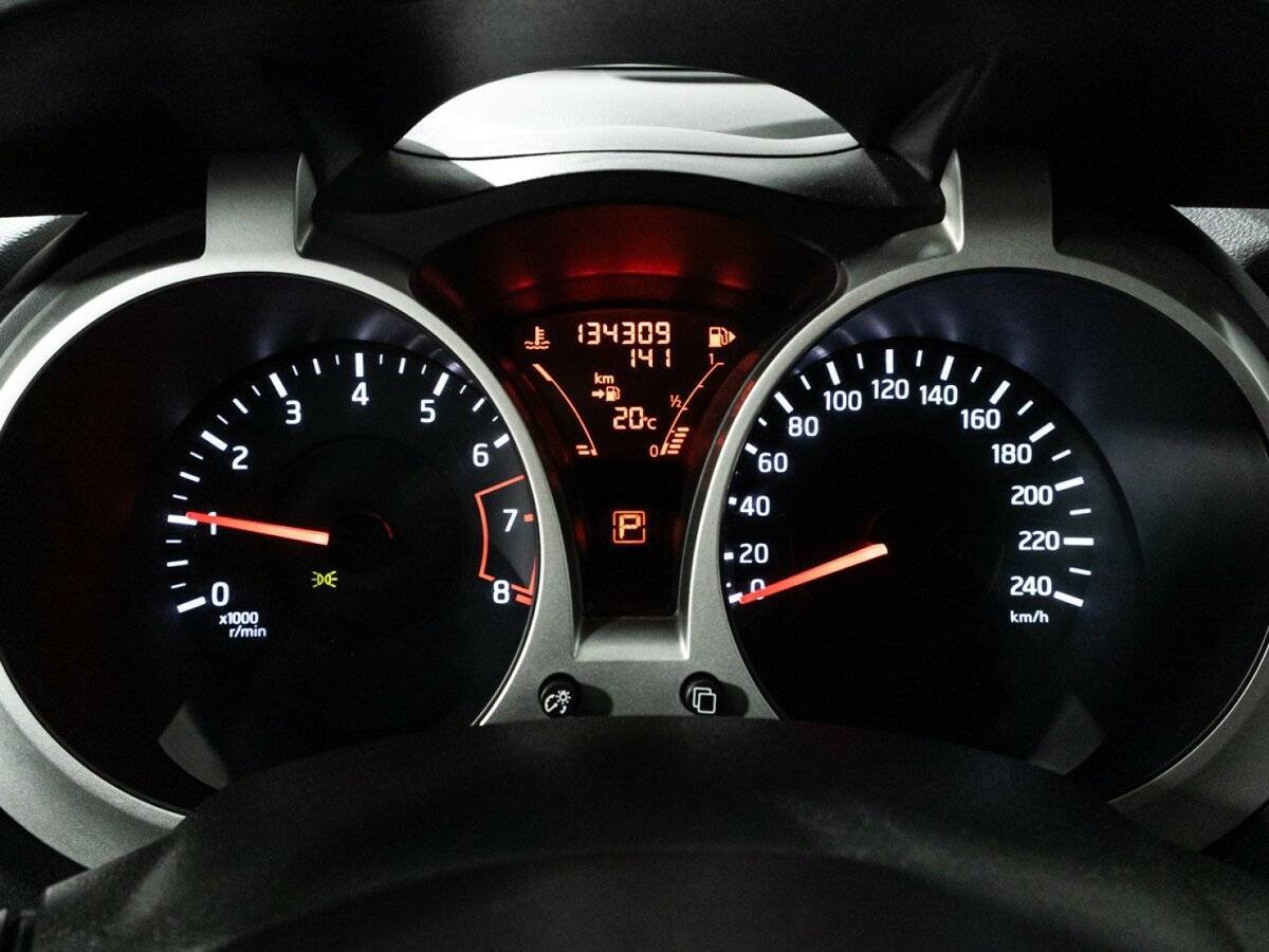 Nissan Juke, 2012 - Фото №10