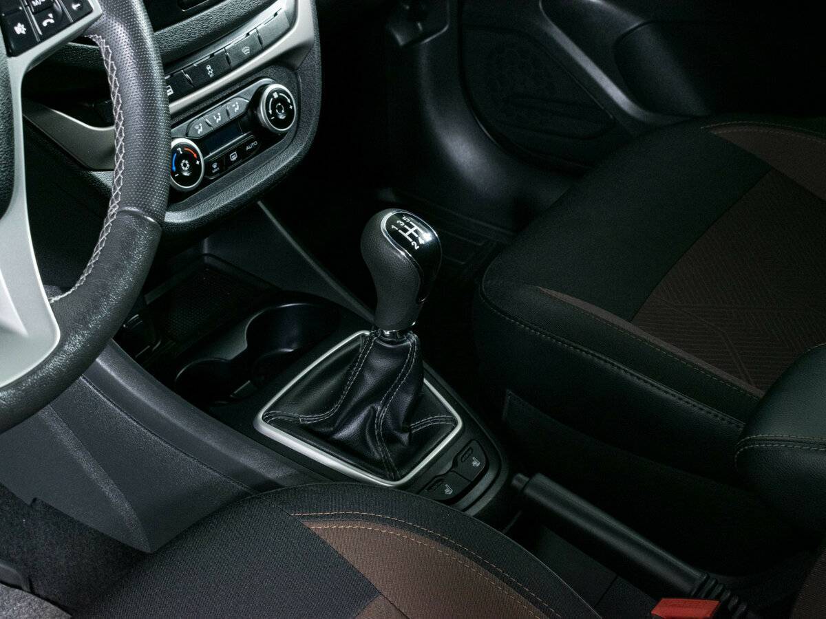 Lada (ВАЗ) Vesta, 2020 - Фото №11