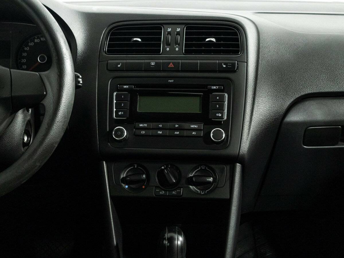 Volkswagen Polo, 2012 - Фото №13