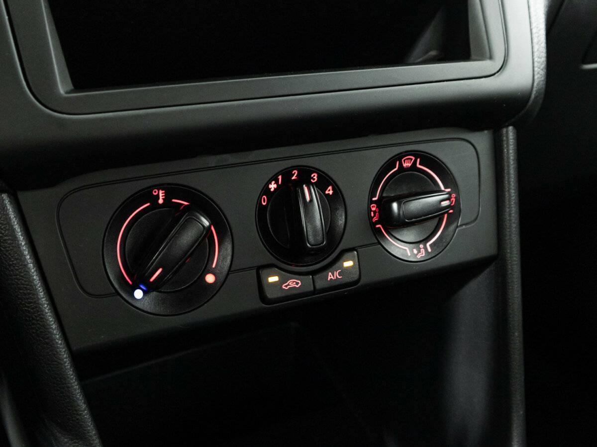 Volkswagen Polo, 2019 - Фото №15