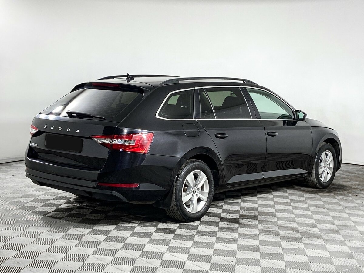 Skoda Superb III Рестайлинг, 2020 - Фото №3