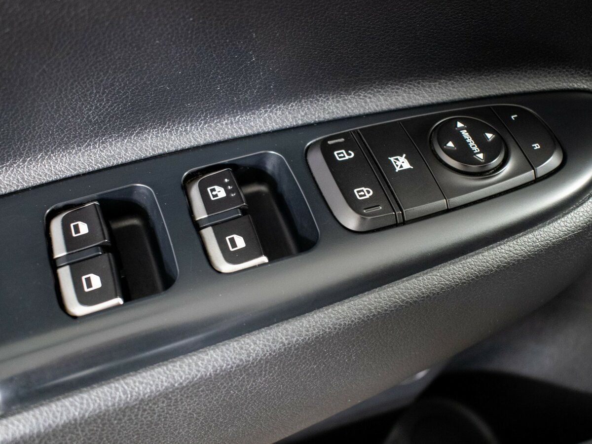 Kia Rio X-Line IV, 2018 - Фото №12