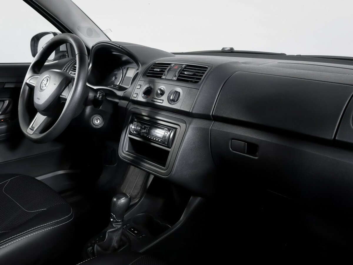Skoda Fabia II Рестайлинг, 2014 - Фото №6