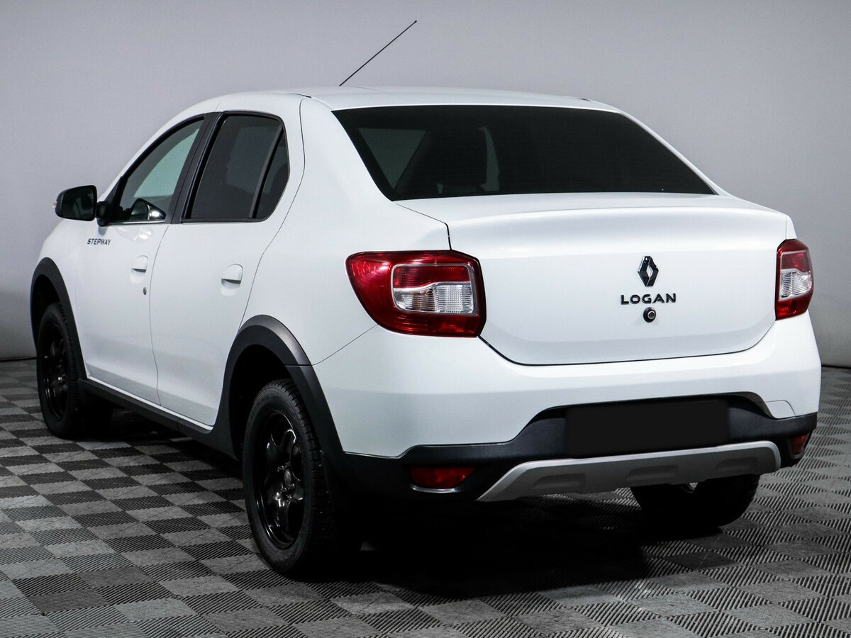 Renault Logan Stepway II Рестайлинг, 2022 - Фото №5