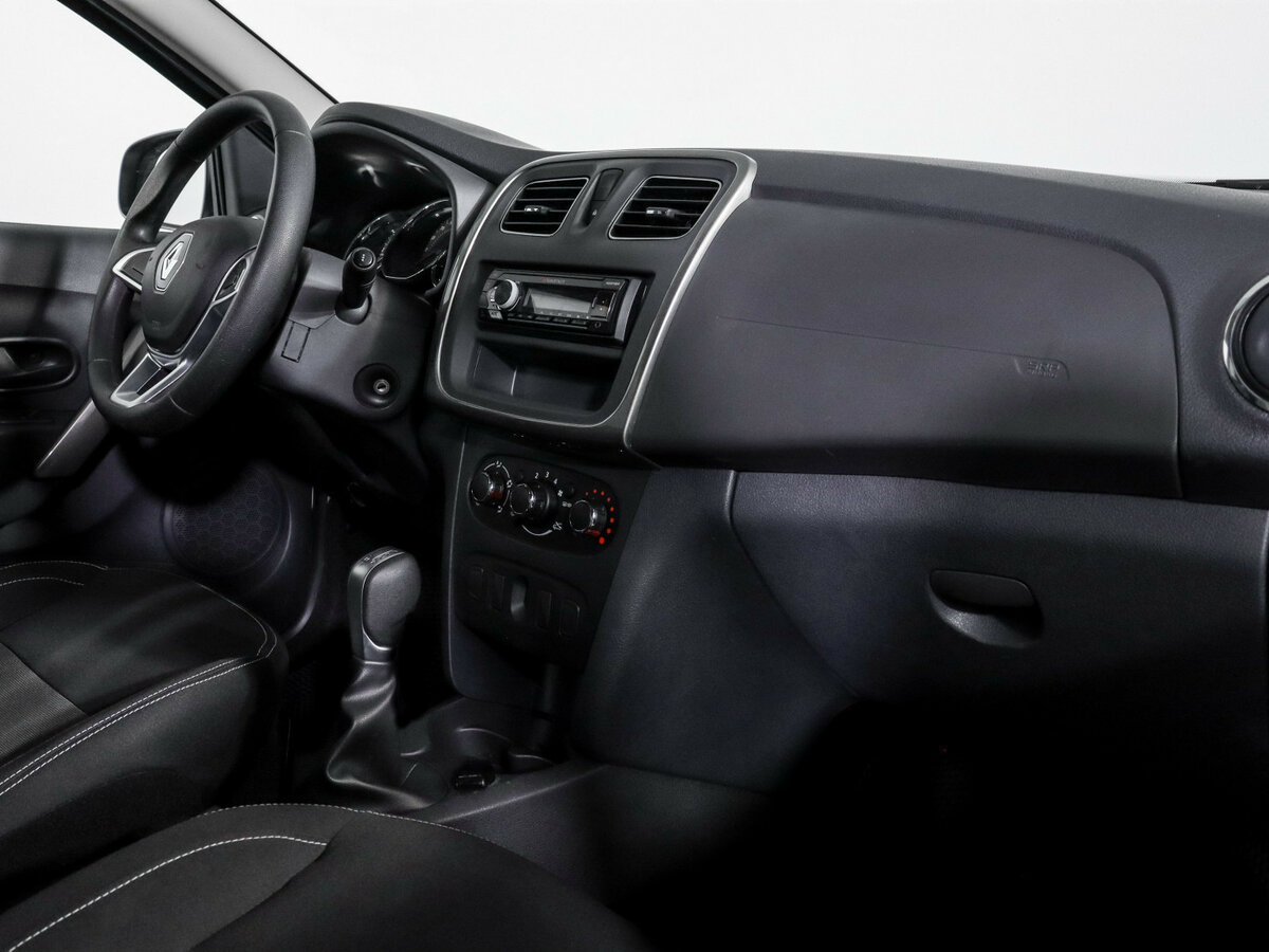 Renault Logan Stepway II Рестайлинг, 2022 - Фото №6