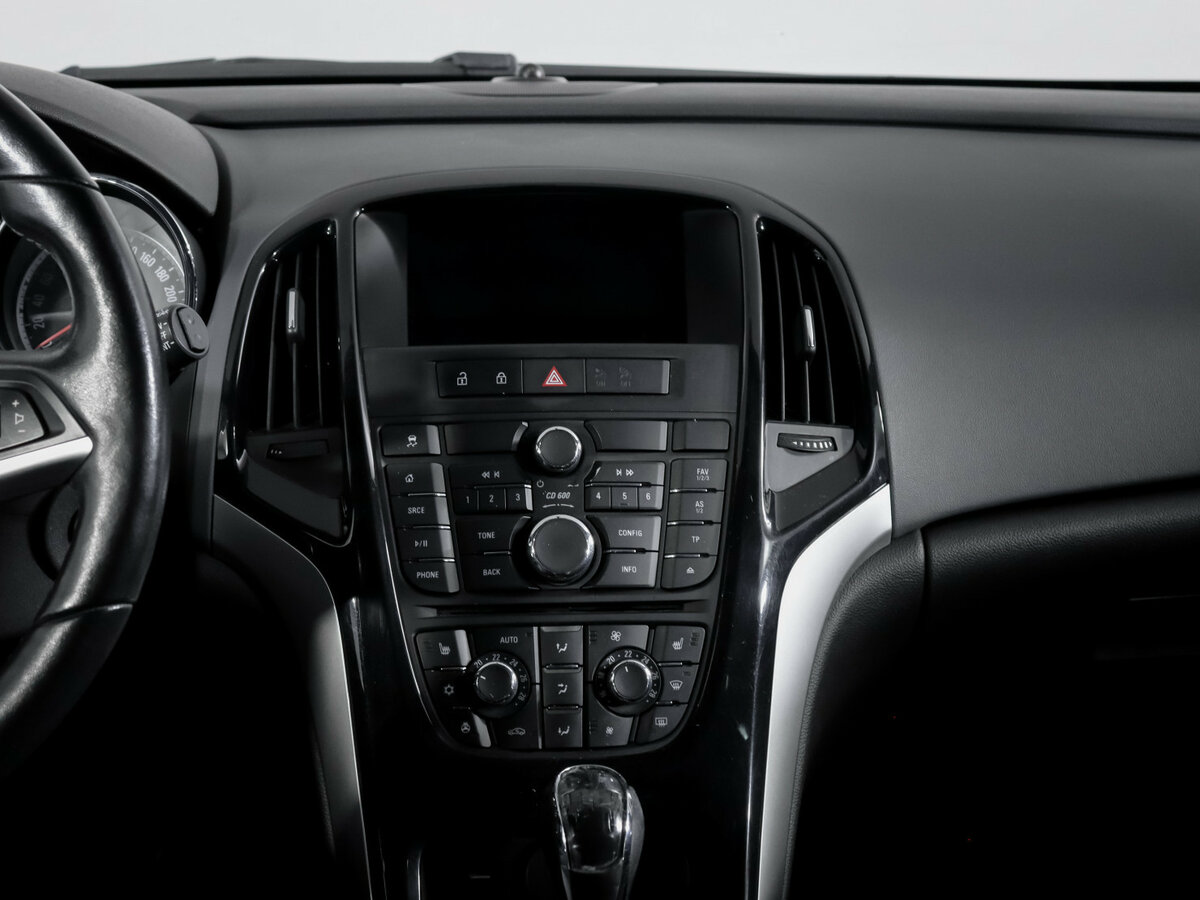 Opel Astra J Рестайлинг, 2014 - Фото №10