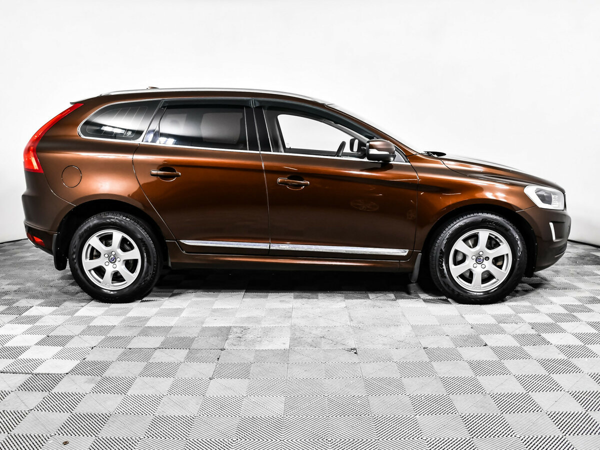 Volvo XC60 I Рестайлинг, 2015 - Фото №3