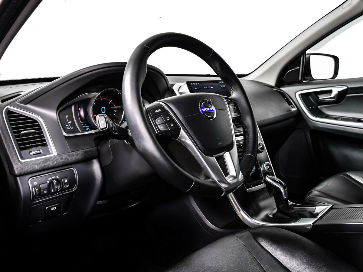 Volvo XC60 I Рестайлинг, 2015 - Фото №12