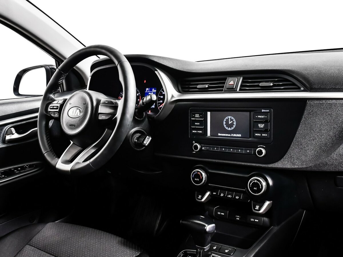 Kia Rio IV Рестайлинг, 2020 - Фото №6