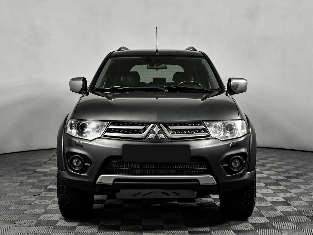 Mitsubishi Pajero Sport II Рестайлинг, 2013 - Фото №1