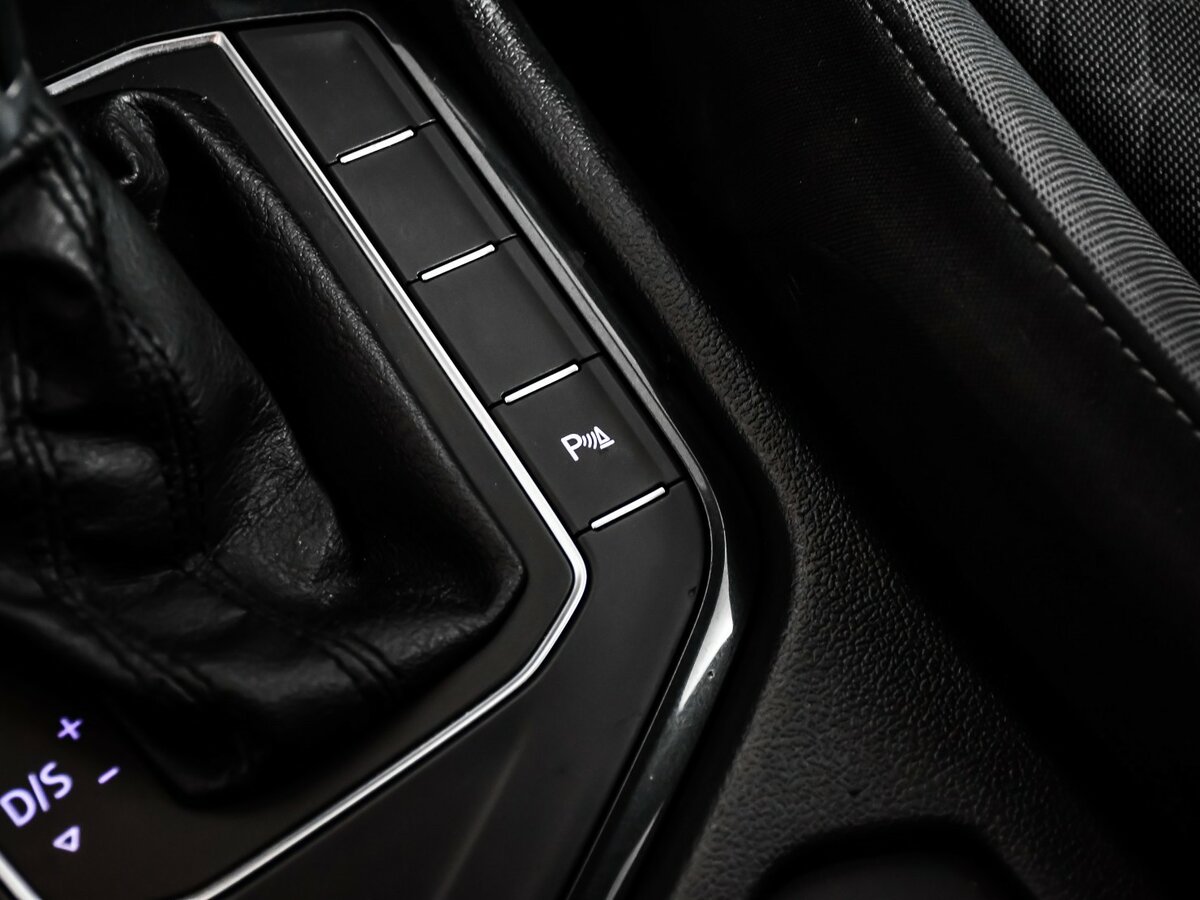 Volkswagen Tiguan II, 2017 - Фото №12
