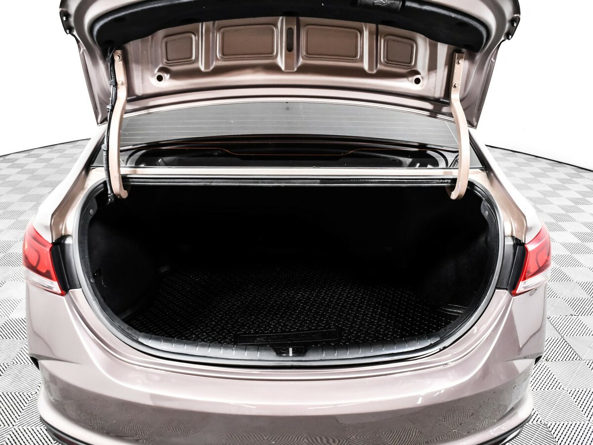 Hyundai Solaris II Рестайлинг, 2020 - Фото №11