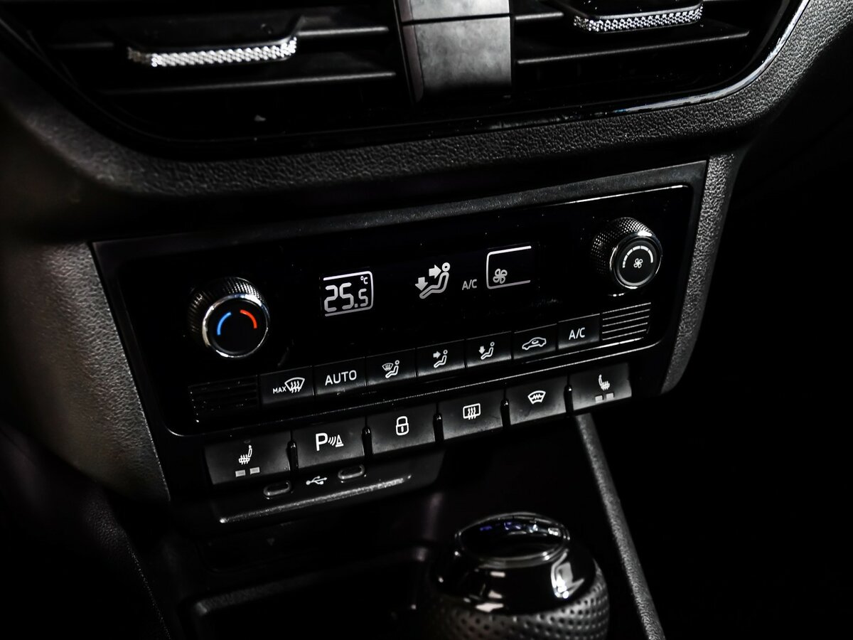 Volkswagen Polo VI, 2020 - Фото №13