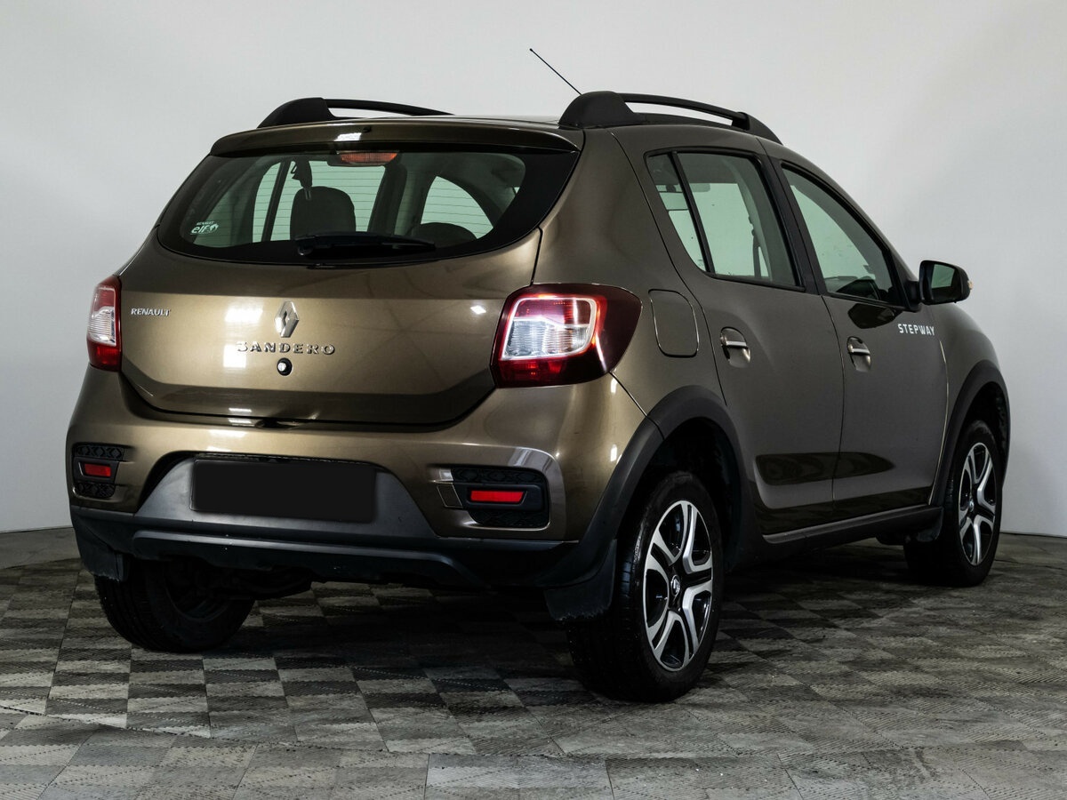 Renault Sandero Stepway II Рестайлинг, 2018 - Фото №3