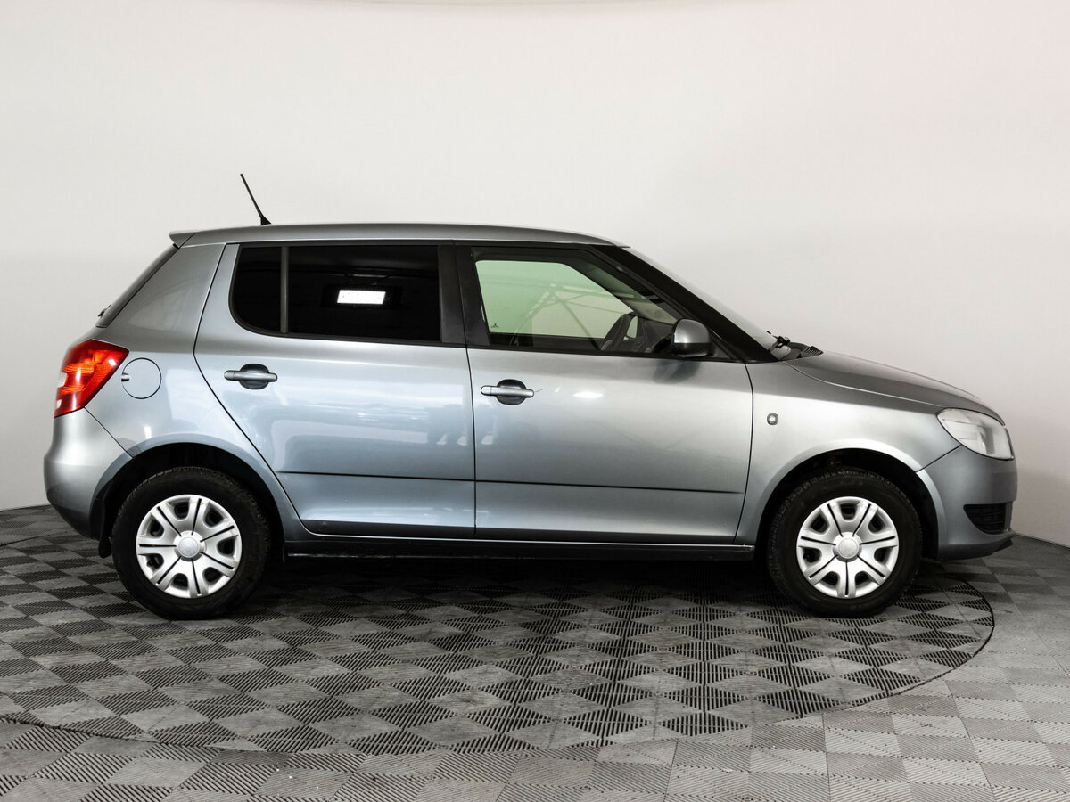 Skoda Fabia II Рестайлинг, 2013 - Фото №3