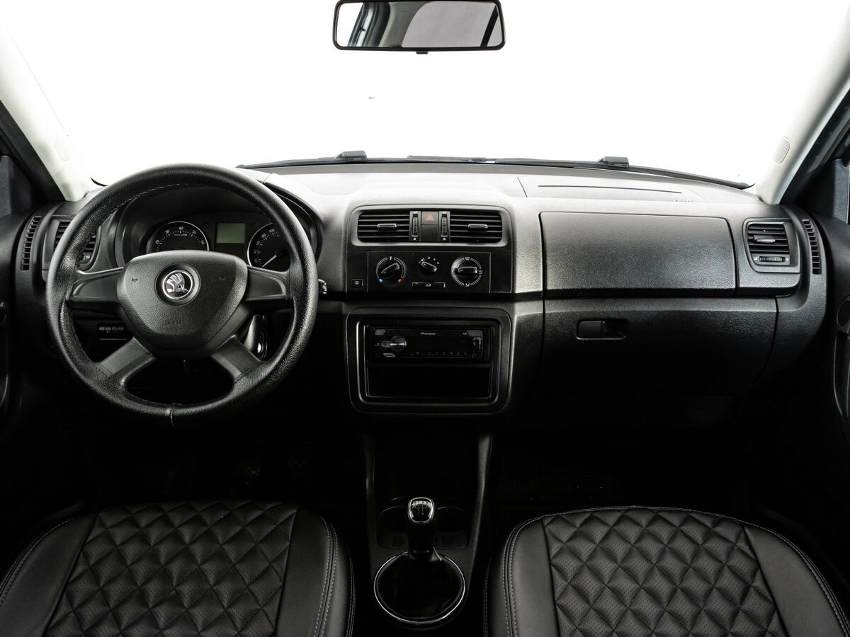 Skoda Fabia II Рестайлинг, 2013 - Фото №9