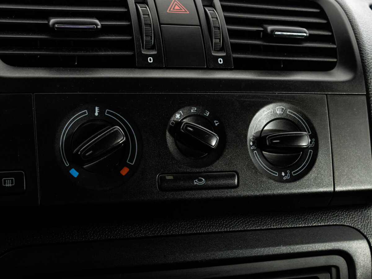 Skoda Fabia II Рестайлинг, 2013 - Фото №13