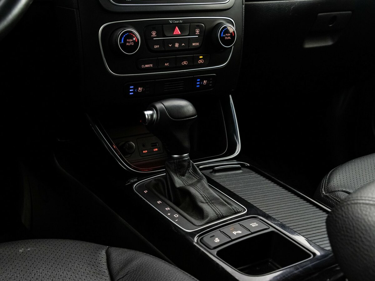 Kia Sorento II Рестайлинг, 2014 - Фото №9