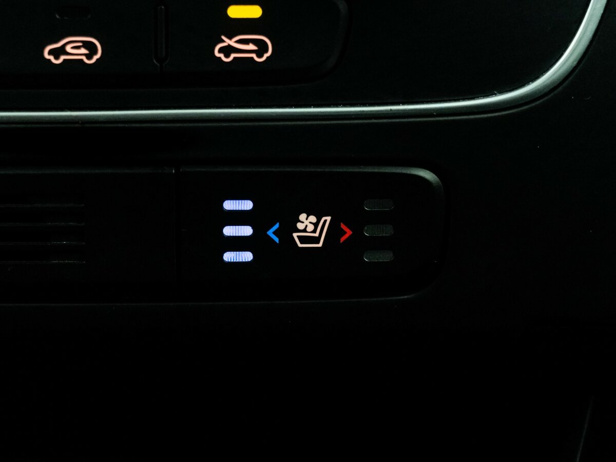 Kia Sorento II Рестайлинг, 2014 - Фото №10