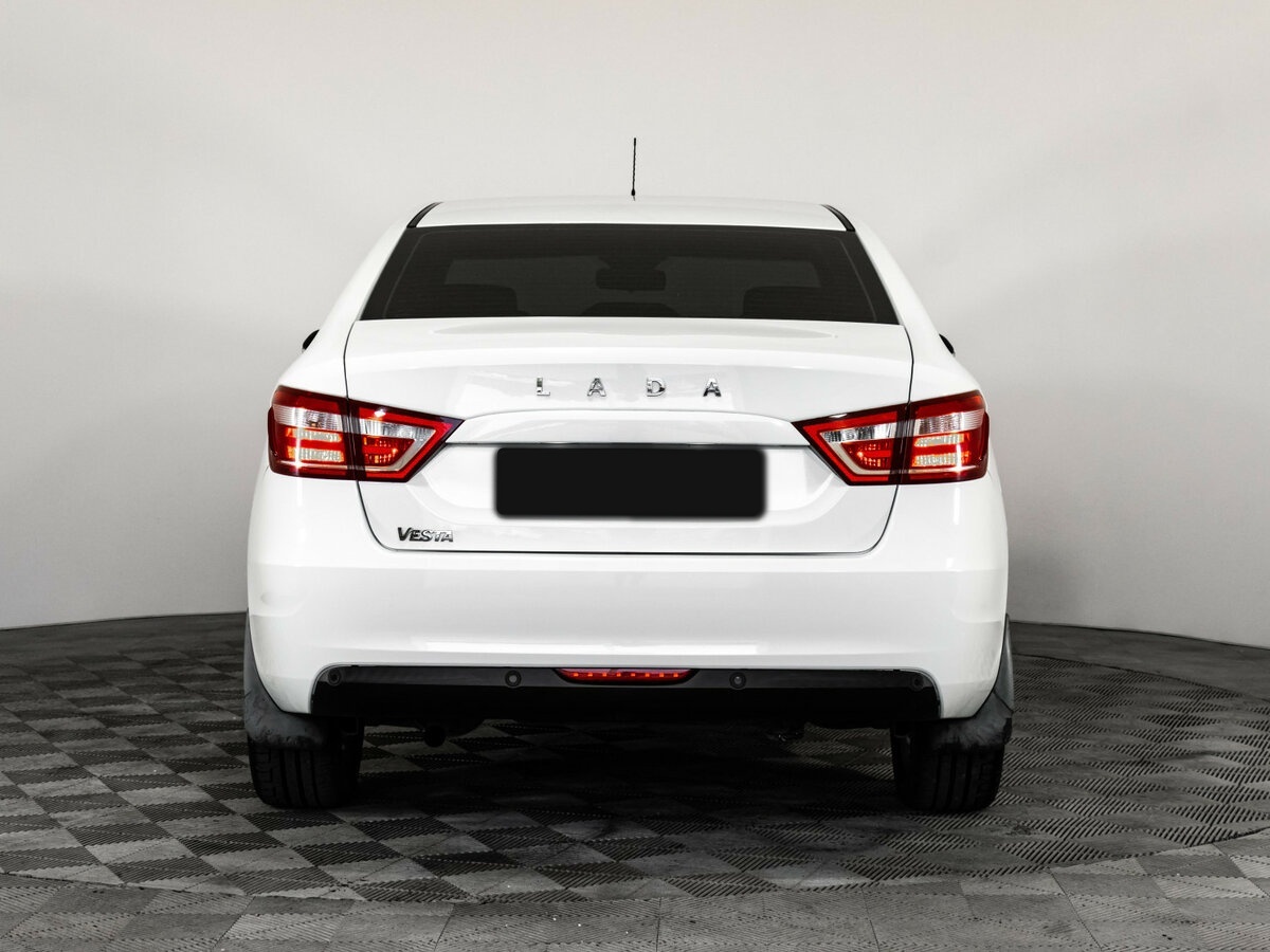 Lada (ВАЗ) Vesta I, 2018 - Фото №4