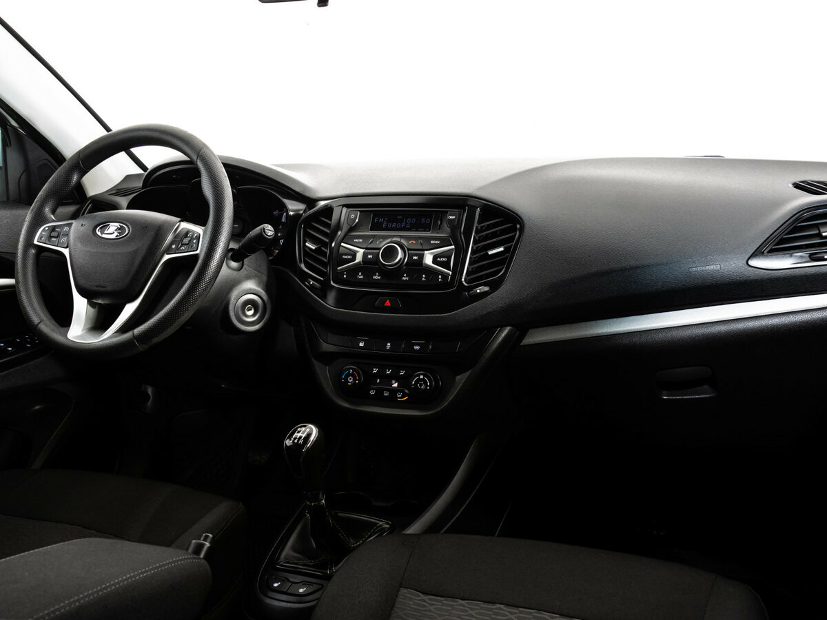 Lada (ВАЗ) Vesta I, 2018 - Фото №6