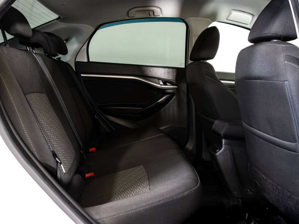 Lada (ВАЗ) Vesta I, 2018 - Фото №11