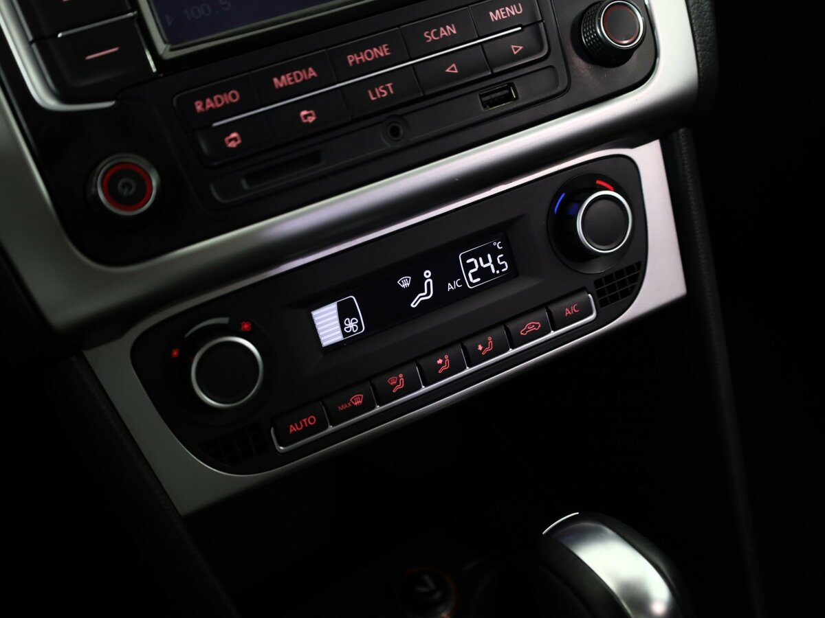 Volkswagen Polo V Рестайлинг, 2015 - Фото №12