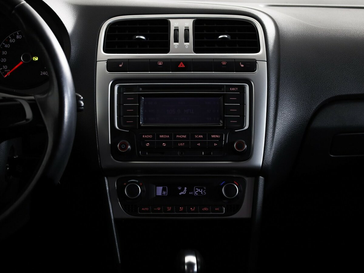 Volkswagen Polo V Рестайлинг, 2015 - Фото №13