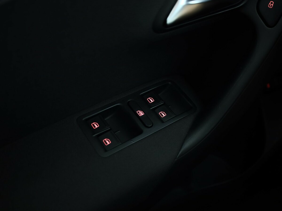 Volkswagen Polo V Рестайлинг, 2015 - Фото №15