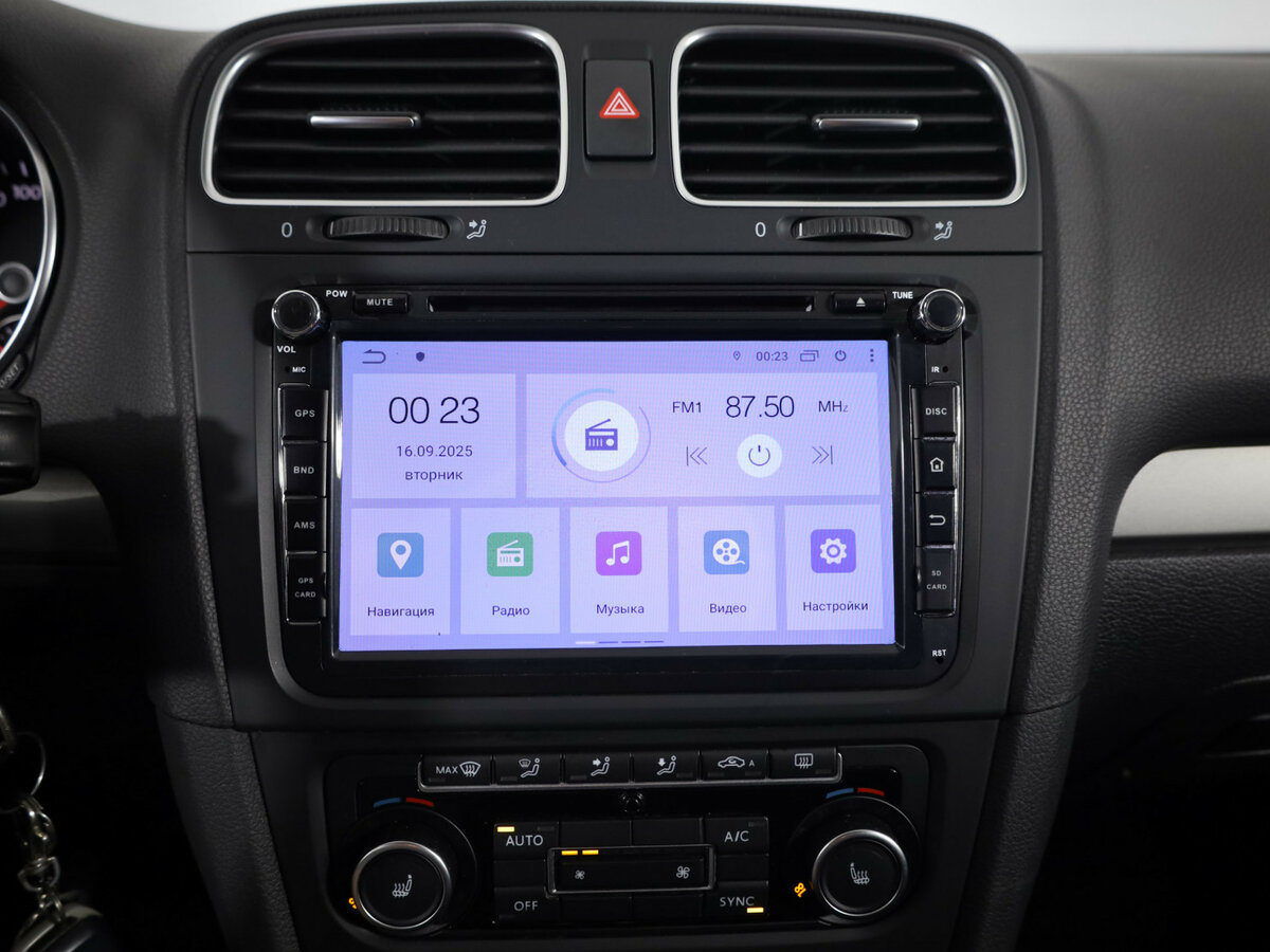 Volkswagen Golf VI, 2012 - Фото №12