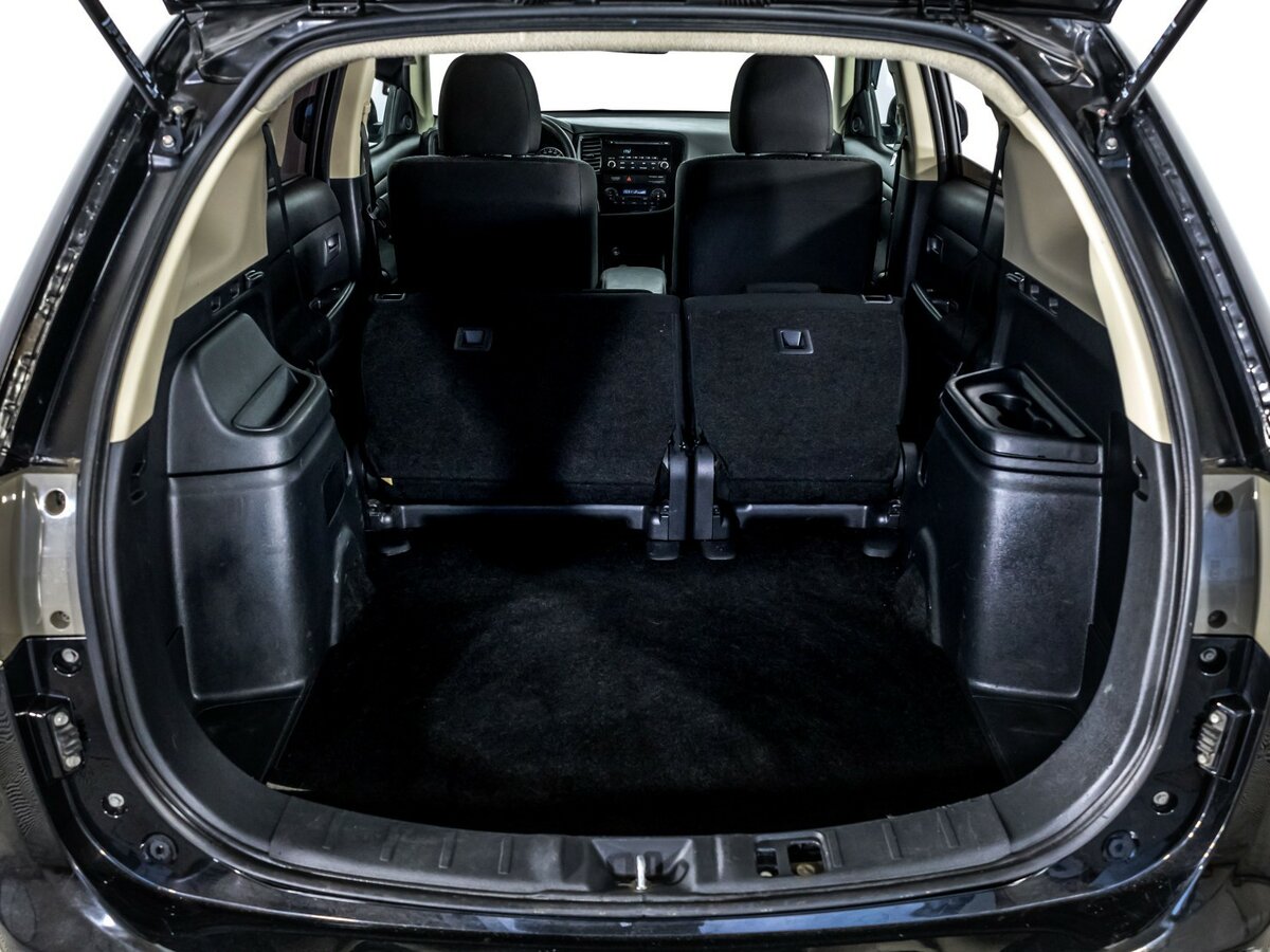 Mitsubishi Outlander III Рестайлинг, 2014 - Фото №13