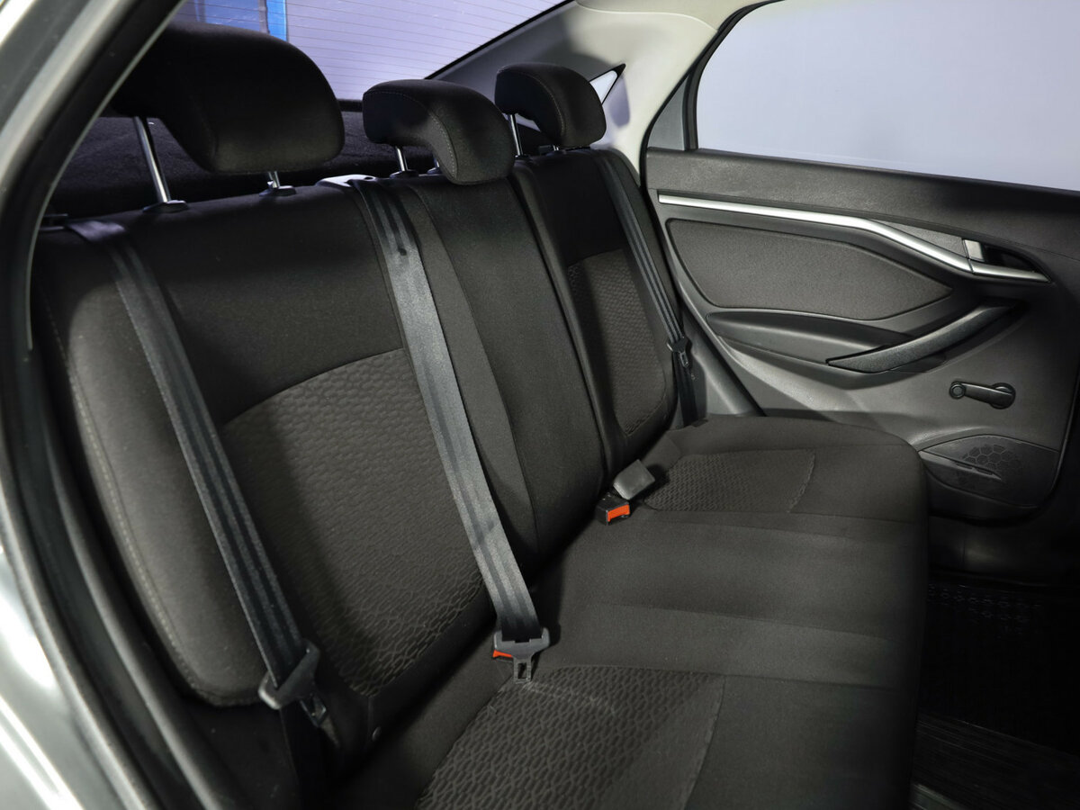 Lada (ВАЗ) Vesta I, 2017 - Фото №9