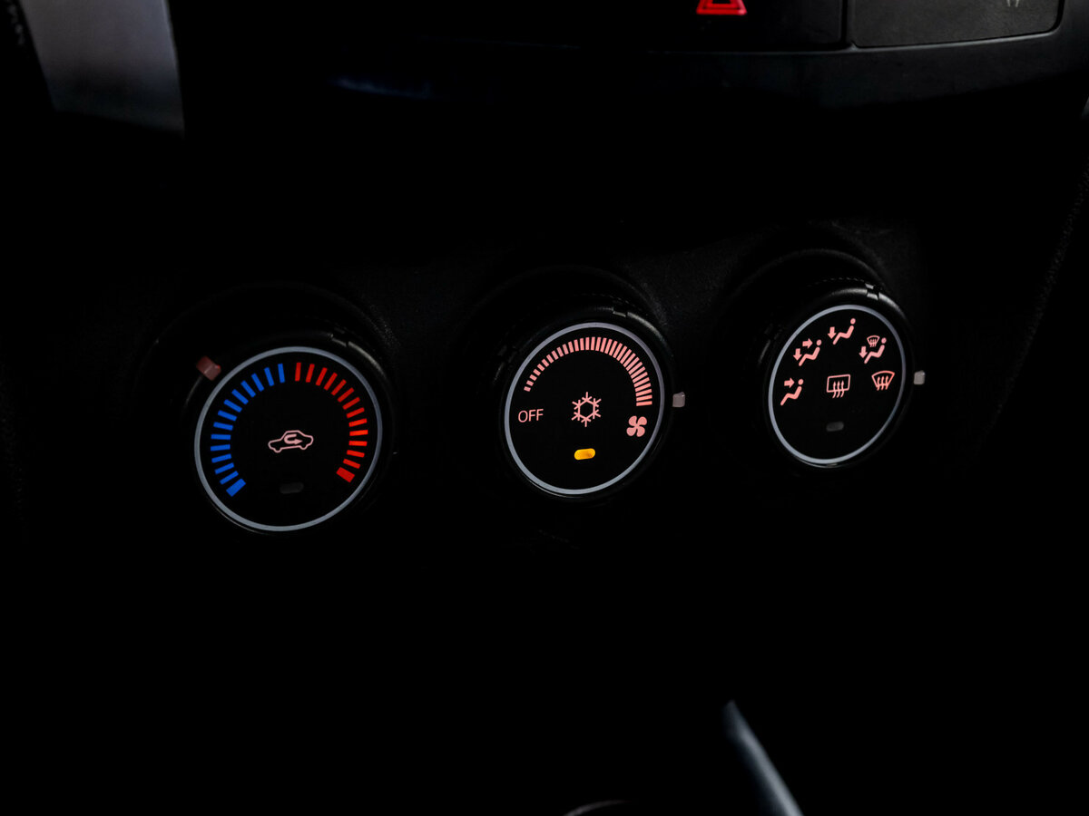 Mitsubishi ASX I, 2013 - Фото №11